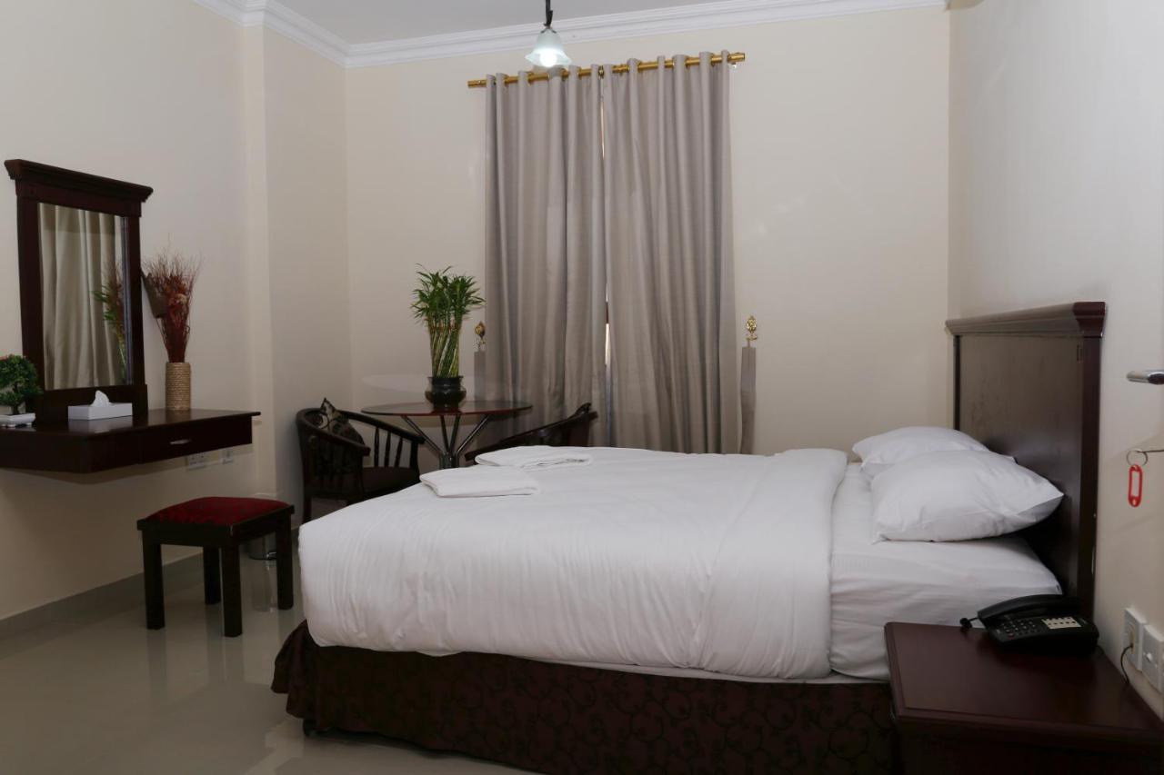 Jarzez Hotel Apartments Al Hail Seeb Dış mekan fotoğraf
