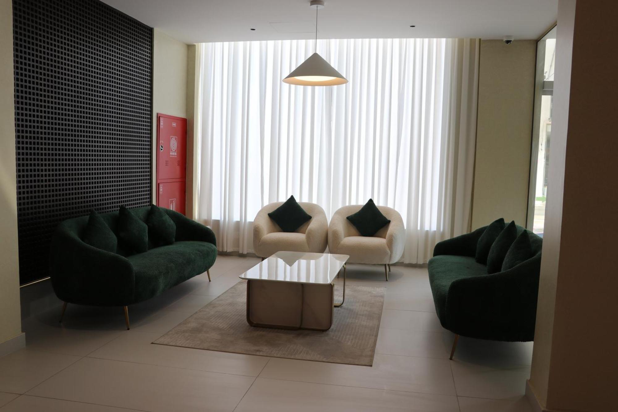Jarzez Hotel Apartments Al Hail Seeb Dış mekan fotoğraf